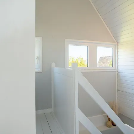 Am-hohen-ufer-reetdach-haus-nr-138-reetloft-2 Holiday home